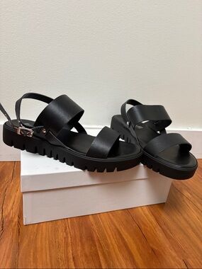 L'INTERVALLE Black Chunky Strap Platform Sandals